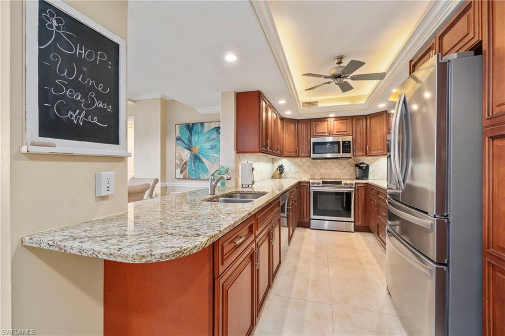 17 Bluebill Avenue, Unit 1005 Naples, FL 34108 - Photo 17 of 43