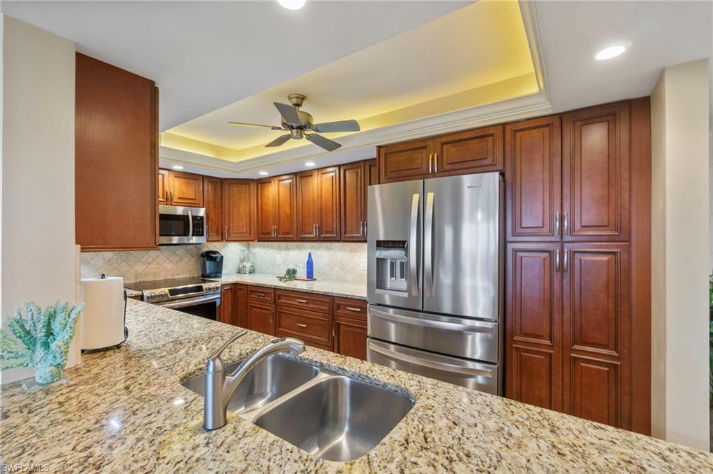17 Bluebill Avenue, Unit 1005 Naples, FL 34108 - Photo 20 of 43