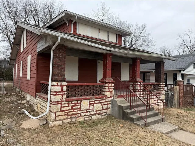 $69,900 | 3063 North 22nd Street, Kansas City, KS 66104