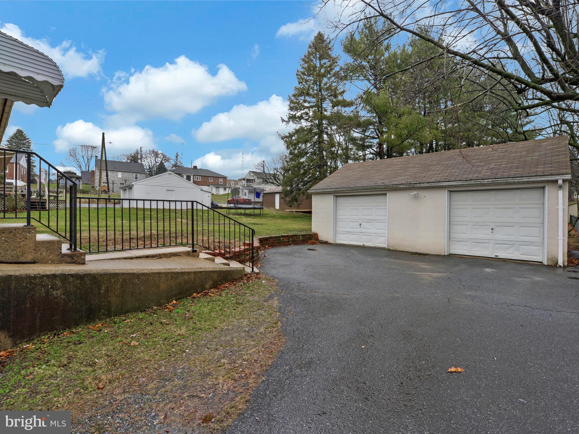 15 Meadow Valley Road Ephrata, PA 17522 - Photo 26 of 27 Detached Garage