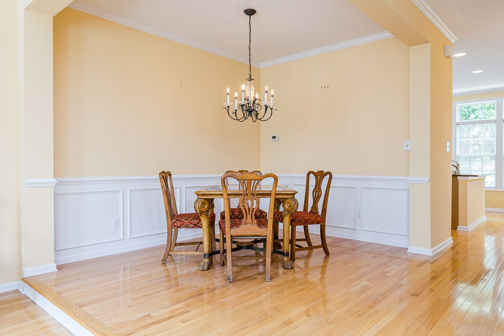 6727 Middleboro Drive Raleigh, NC 27612 - Photo 9 of 27 Photo 9