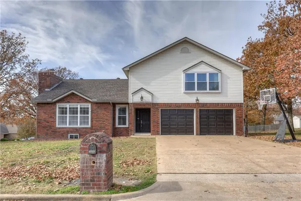 2902 North Michigan Avenue, Joplin, MO 64801