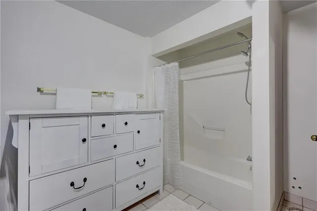 $319,000 | 2902 North Michigan Avenue, Joplin, MO 64801