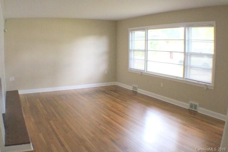 619 Mountain View Road Mars Hill, NC 28754 - Photo 2 of 13 Gallery Image 2
