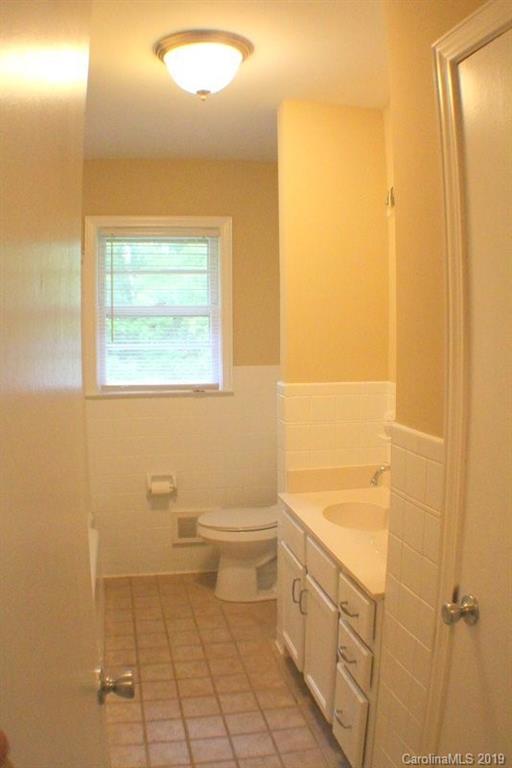 619 Mountain View Road Mars Hill, NC 28754 - Photo 7 of 13 Gallery Image 7