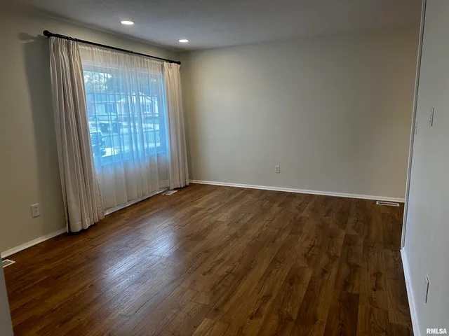 $132,000 | 17 Merrygrove Drive, Jacksonville, IL 62650