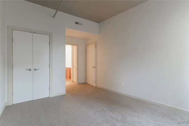 $1,800 | 208 West Water Street, Syracuse, NY 13202