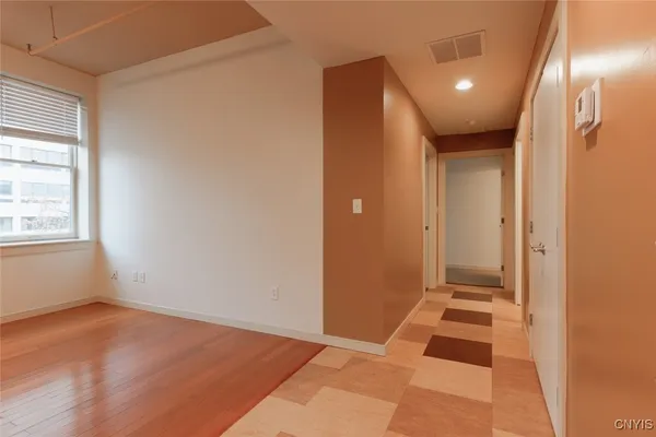 $1,800 | 208 West Water Street, Syracuse, NY 13202