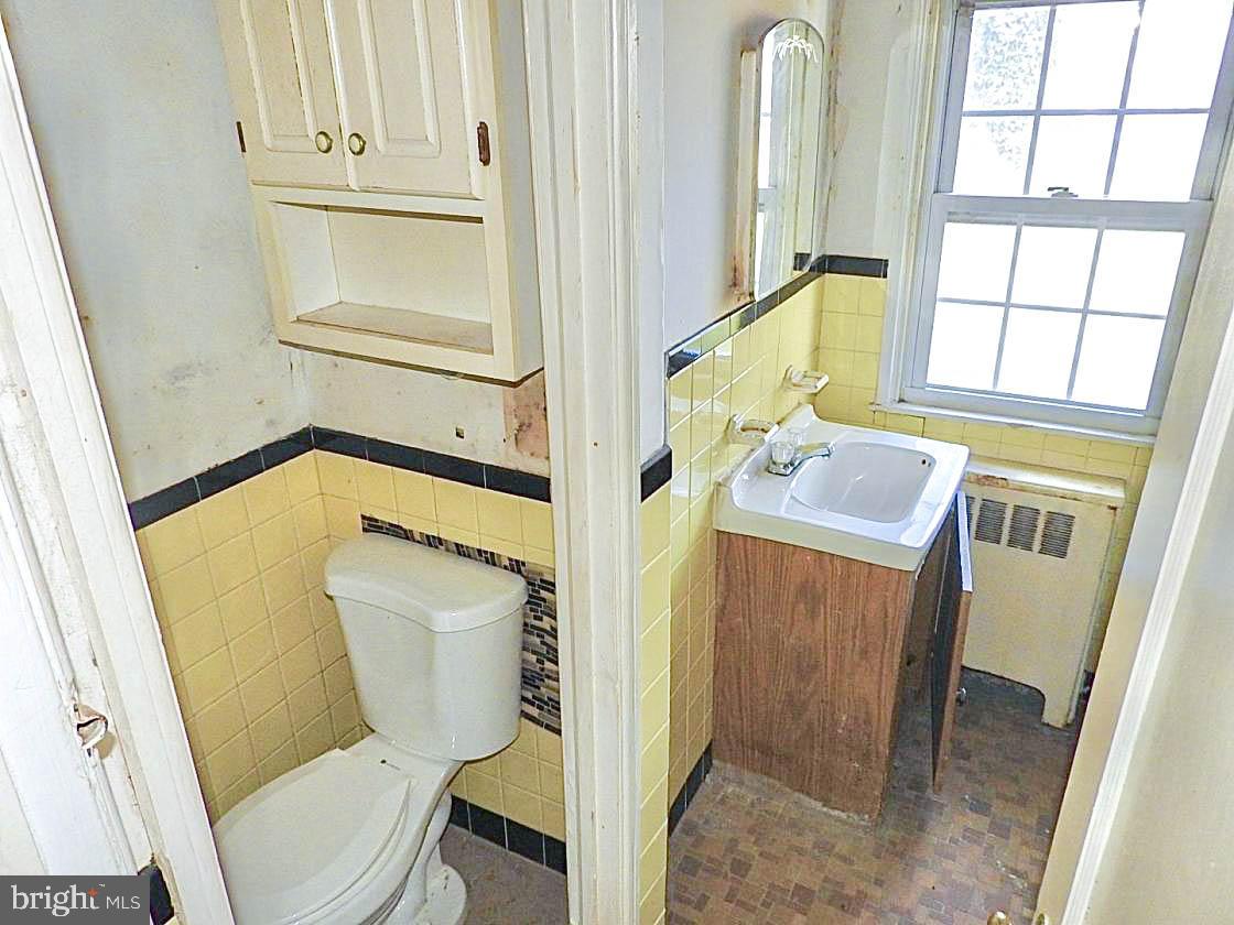 905 Springfield Road Aldan, PA 19018 - Photo 20 of 32