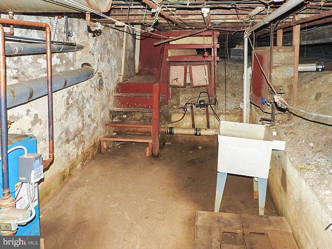 905 Springfield Road Aldan, PA 19018 - Photo 24 of 32