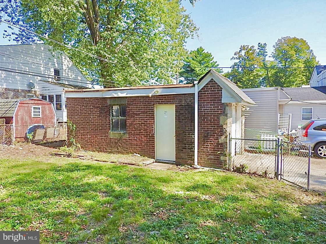 905 Springfield Road Aldan, PA 19018 - Photo 31 of 32