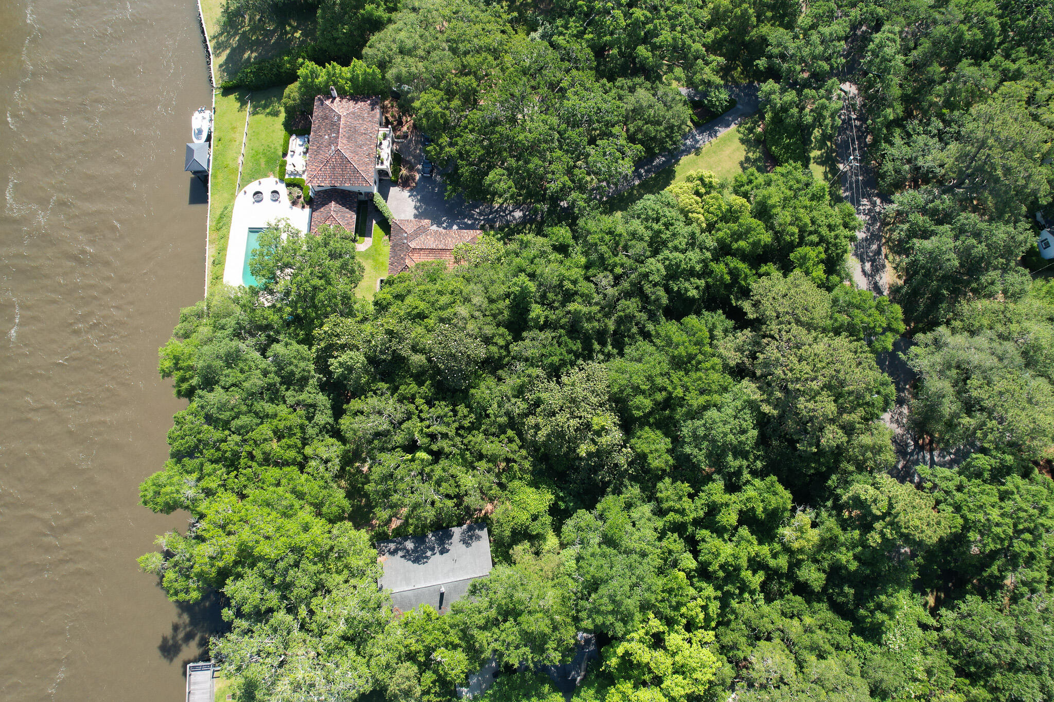 2180 Wappoo Hall Road Charleston, SC 29412 - Photo 14 of 46 Toolbox_Wappoo Lot_6