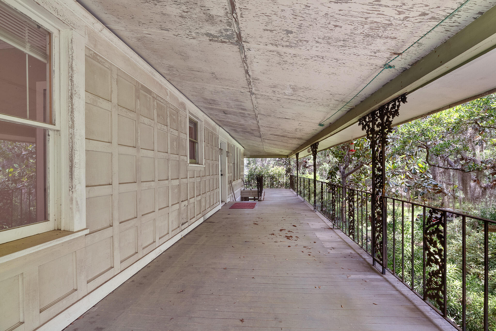 2180 Wappoo Hall Road Charleston, SC 29412 - Photo 18 of 46 Toolbox_WappooHouse_16