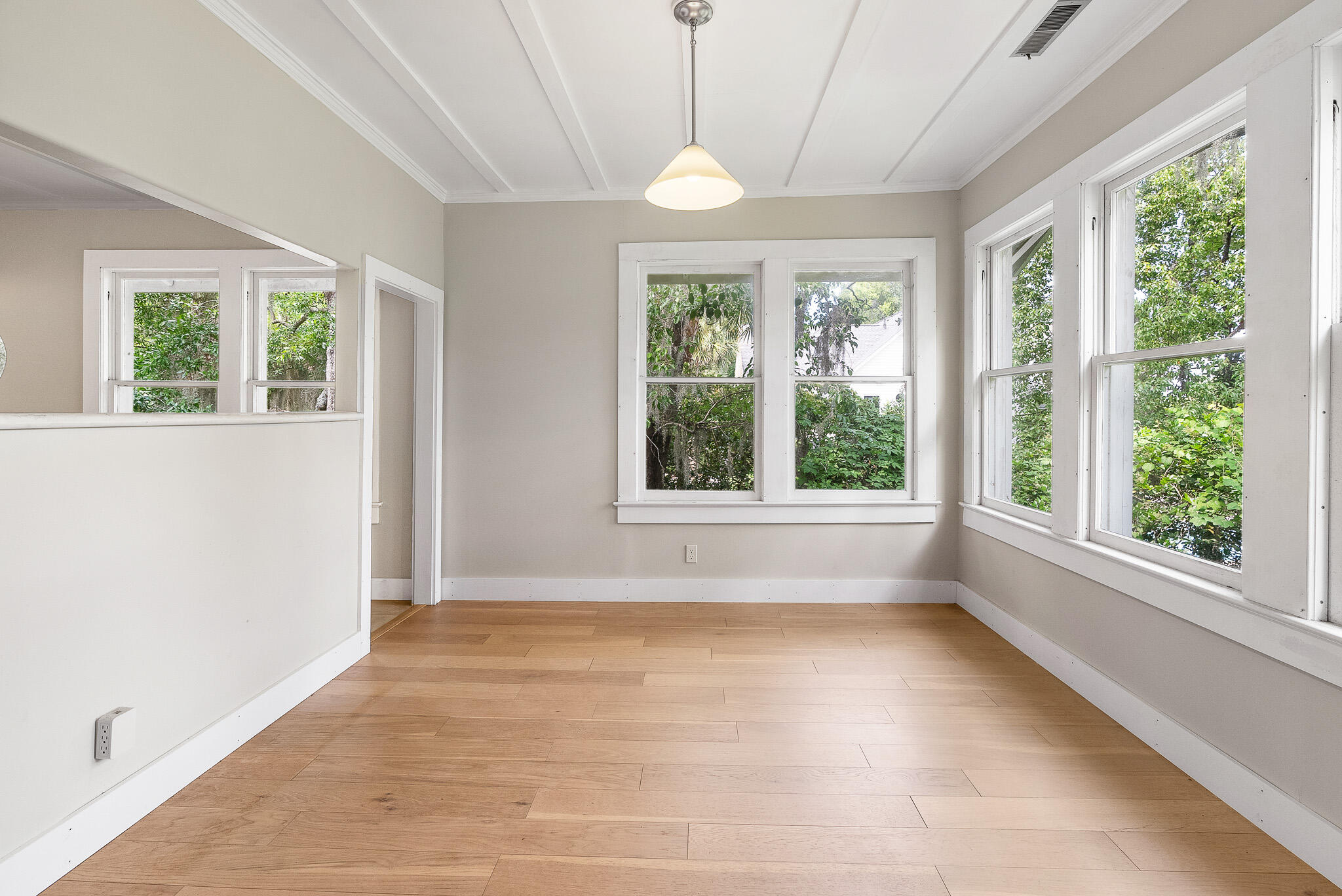 2180 Wappoo Hall Road Charleston, SC 29412 - Photo 23 of 46 Toolbox_WappooHouse_2