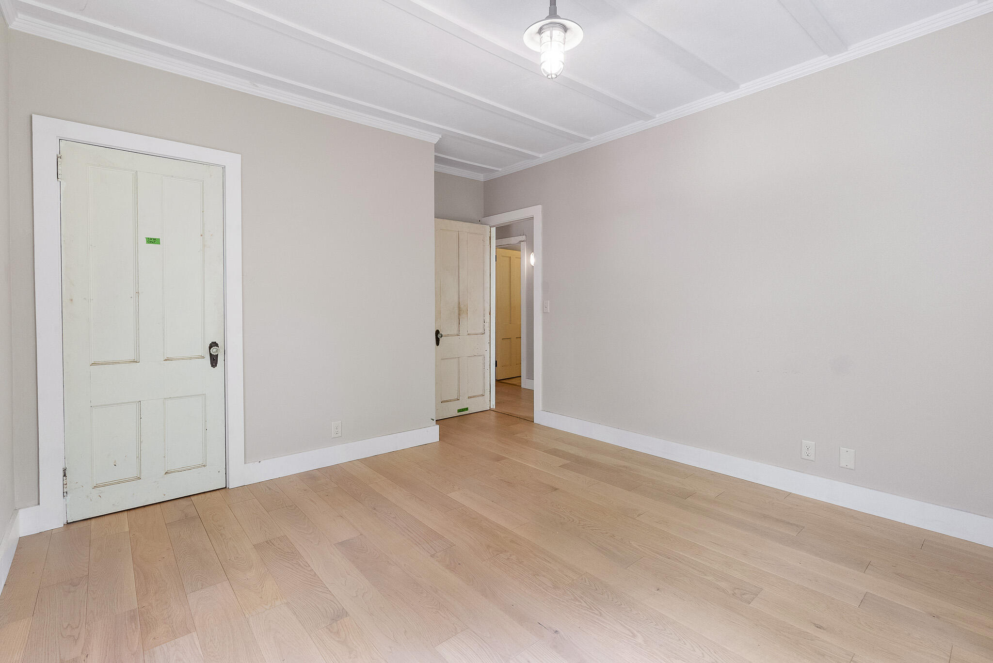 2180 Wappoo Hall Road Charleston, SC 29412 - Photo 31 of 46 Toolbox_WappooHouse_13