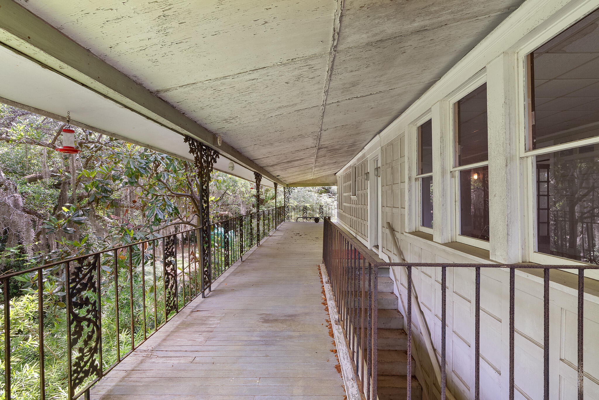 2180 Wappoo Hall Road Charleston, SC 29412 - Photo 34 of 46 Toolbox_WappooHouse_18