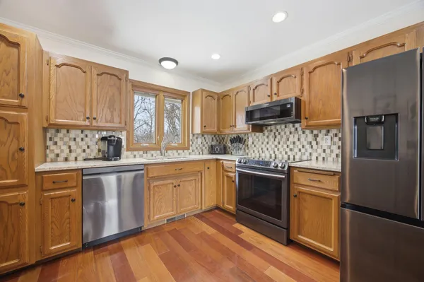 $550,000 | 1355 Cossette Drive, Fargo, ND 58104