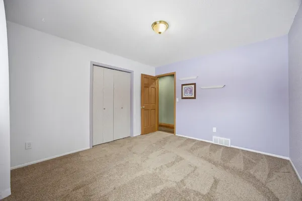 $550,000 | 1355 Cossette Drive, Fargo, ND 58104