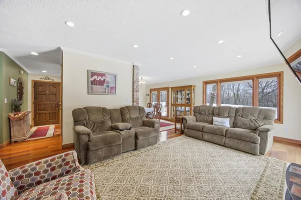 $550,000 | 1355 Cossette Drive, Fargo, ND 58104