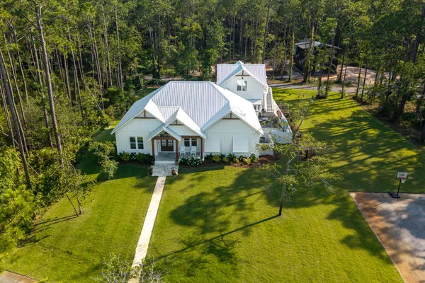 $1,050,000 | 234 Island Grove Drive, Freeport, FL 32439