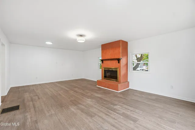 $339,000 | 2 Glenwood Street, Albany, NY 12208