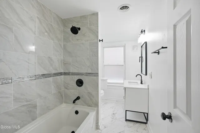 $339,000 | 2 Glenwood Street, Albany, NY 12208