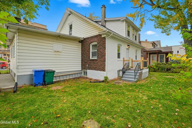 $339,000 | 2 Glenwood Street, Albany, NY 12208