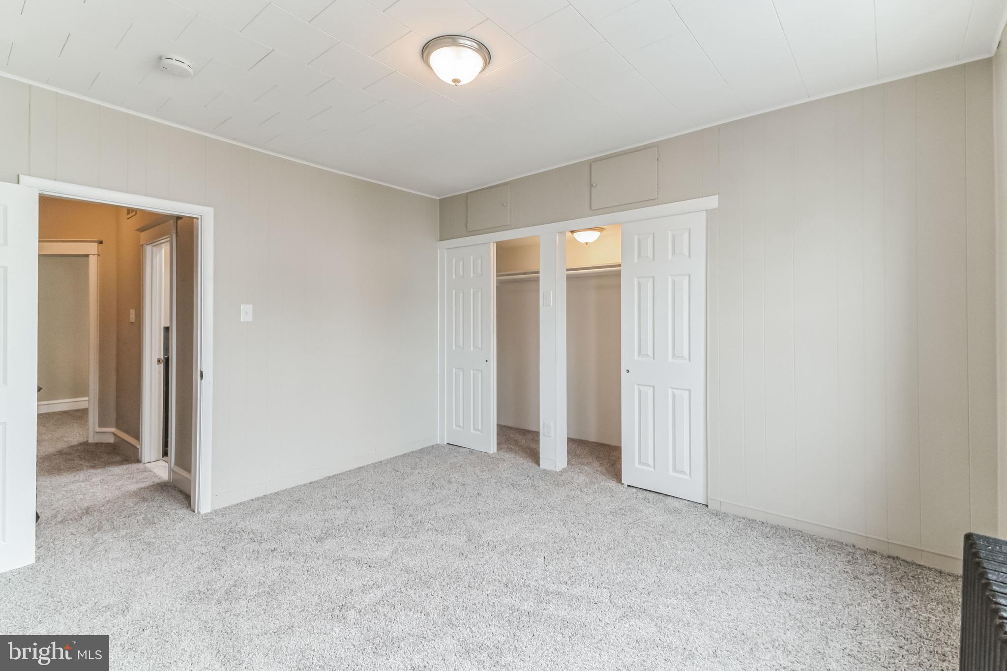 226 Avon Road Upper Darby, PA 19082 - Photo 20 of 33