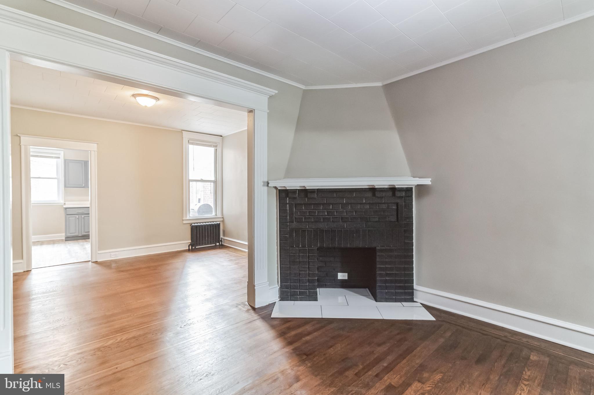 226 Avon Road Upper Darby, PA 19082 - Photo 8 of 33