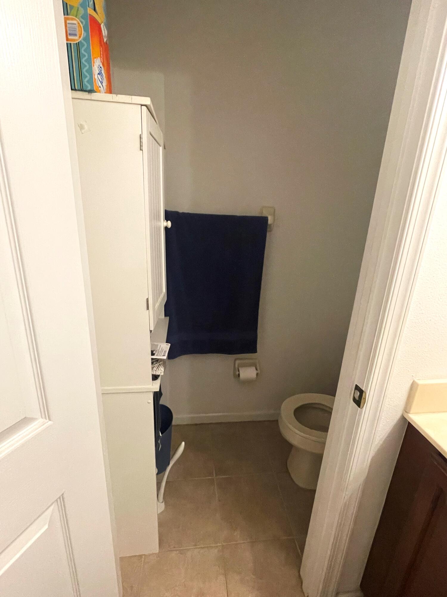 2099 Southwest Del Rio Boulevard Port St. Lucie, FL 34953 - Photo 20 of 21 Toilet room