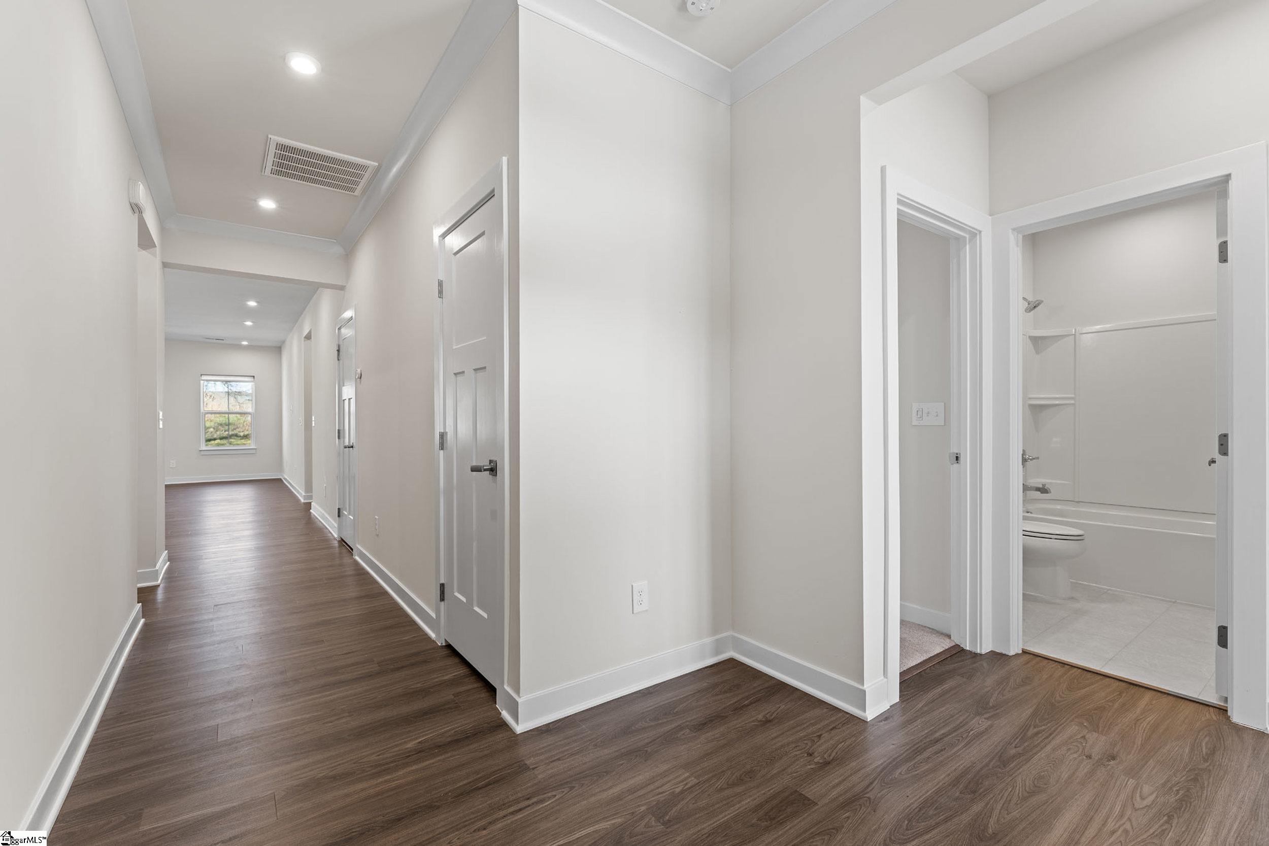 4 Inka Court Greenville, SC 29607 - Photo 5 of 31