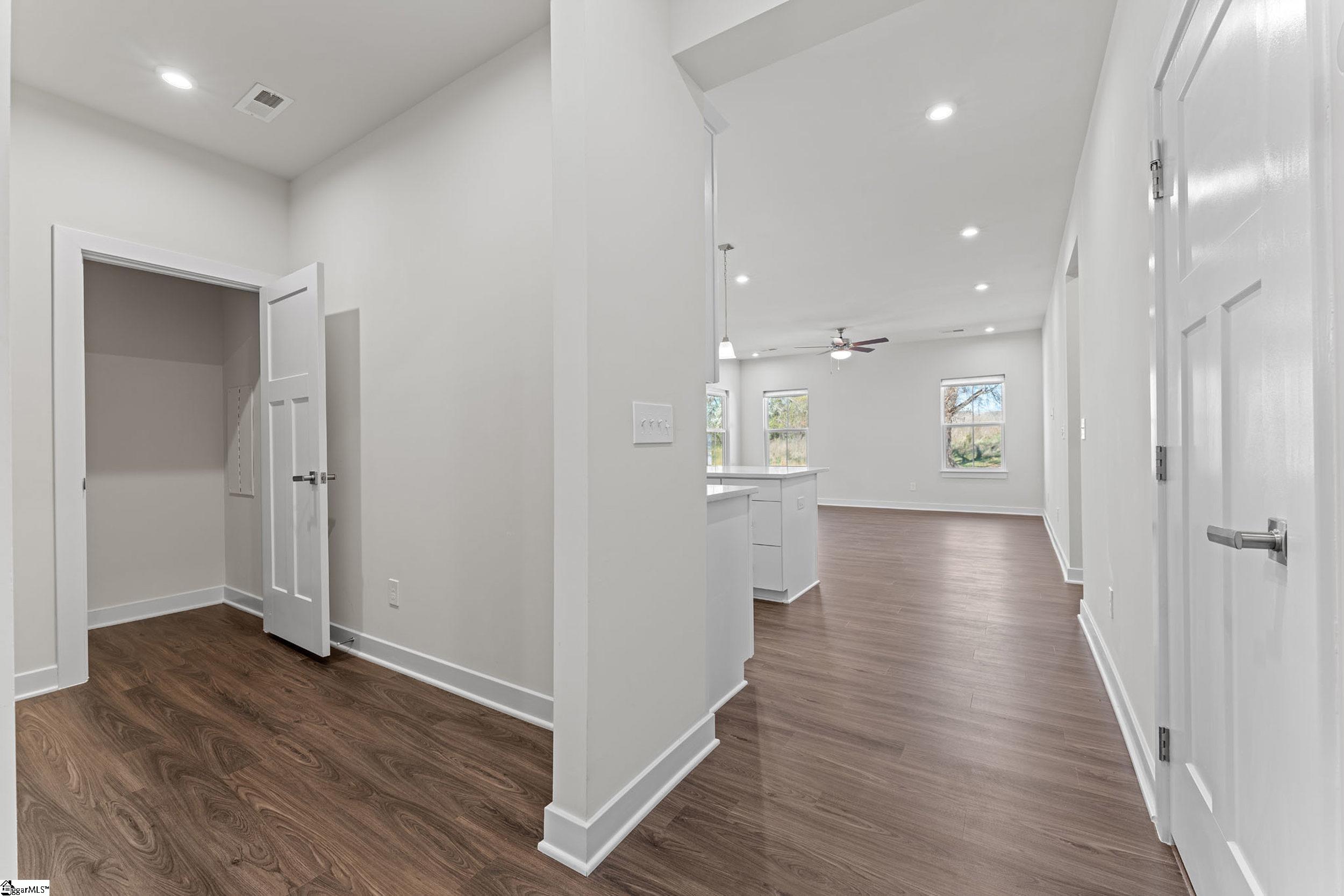 4 Inka Court Greenville, SC 29607 - Photo 6 of 31