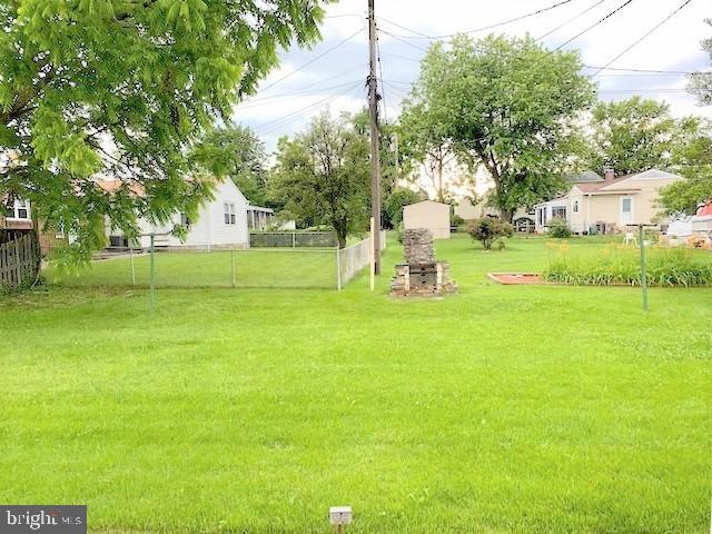 3710 Coronado Road Baltimore, MD 21244 - Photo 8 of 21 Backyard