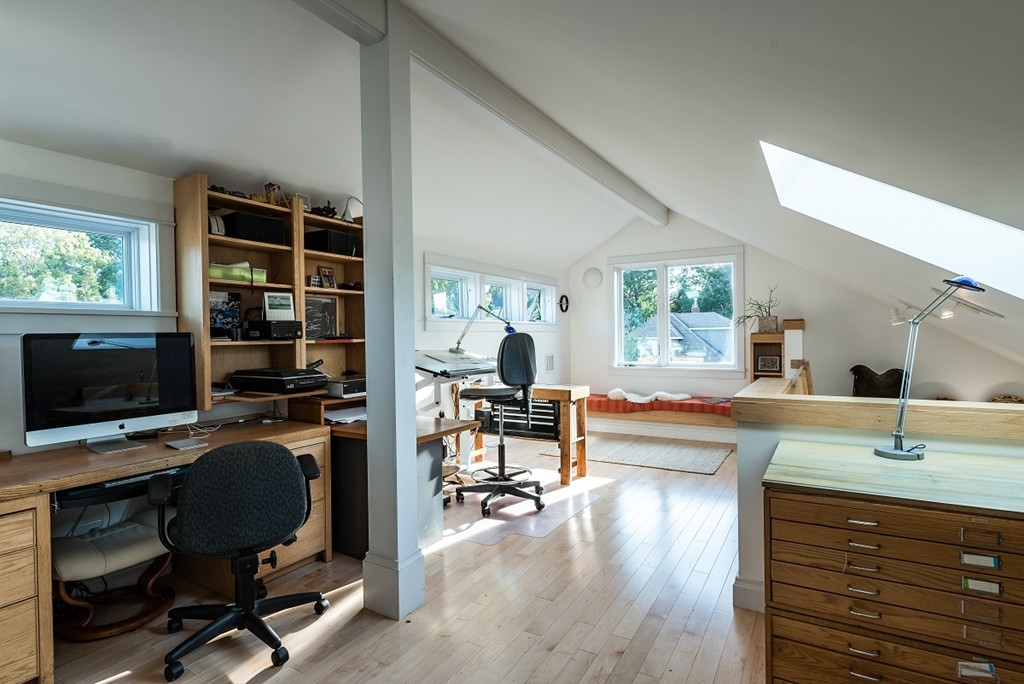 107-109 Larch Road Cambridge, MA 02138 - Photo 9 of 30 Gallery Image 9