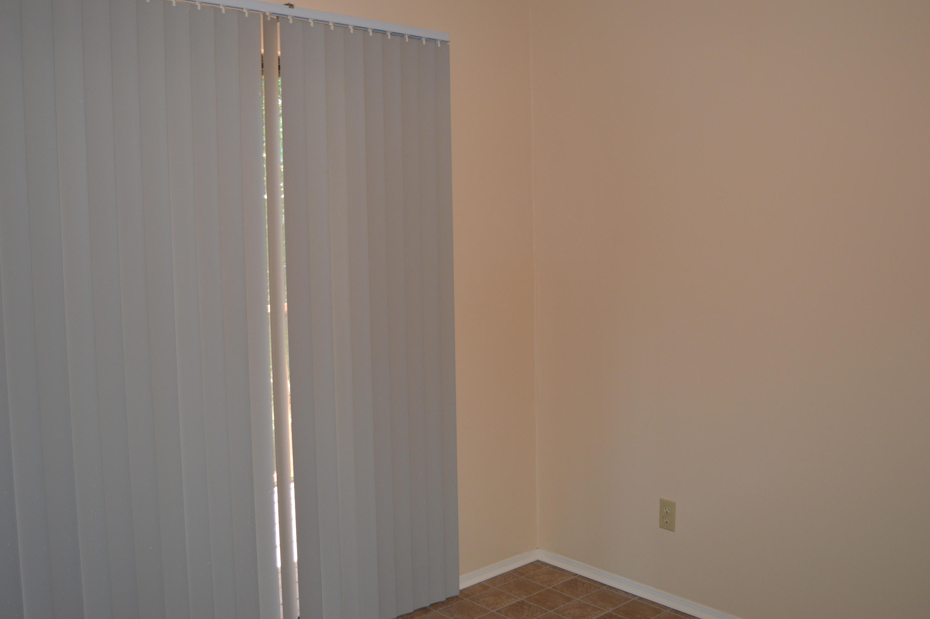 3850 Creighton Road, Unit 7 Pensacola, FL 32504 - Photo 5 of 11