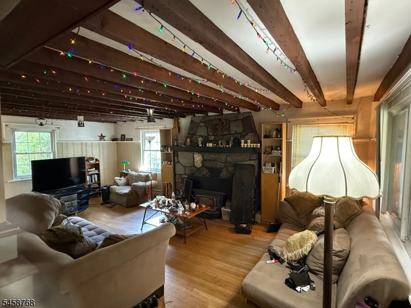 11 Skytop Road Hopatcong, NJ 07821 - Photo 12 of 18 Gallery Image 12