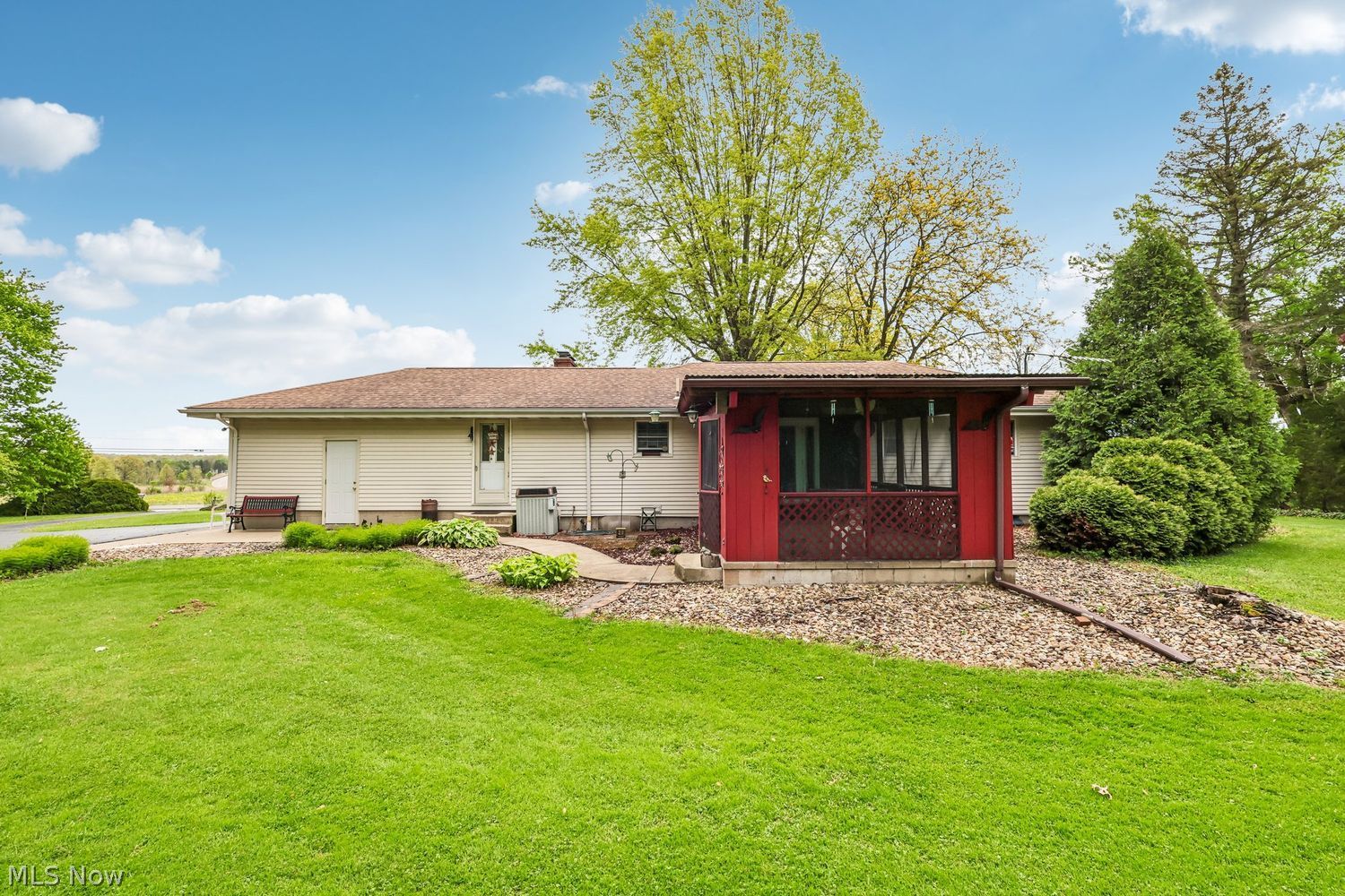 2726 Stillwagon Road Warren, OH 44484 - Photo 31 of 48