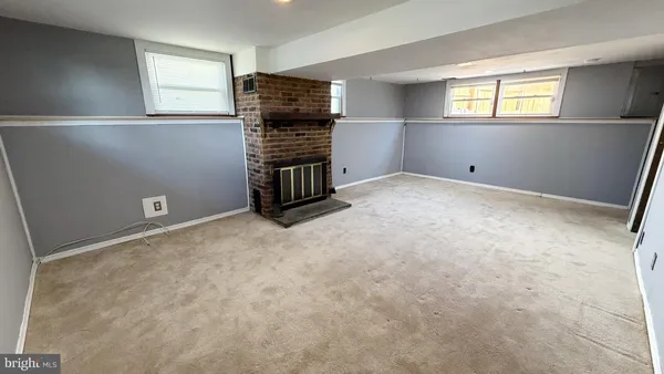 $2,500 | 871 Broadfield Drive, Newark, DE 19713