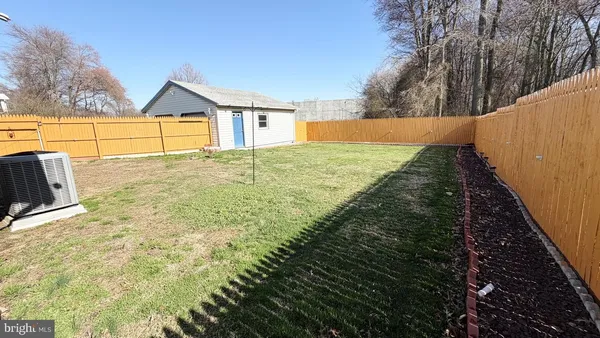 $2,500 | 871 Broadfield Drive, Newark, DE 19713