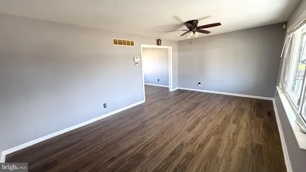 $2,500 | 871 Broadfield Drive, Newark, DE 19713