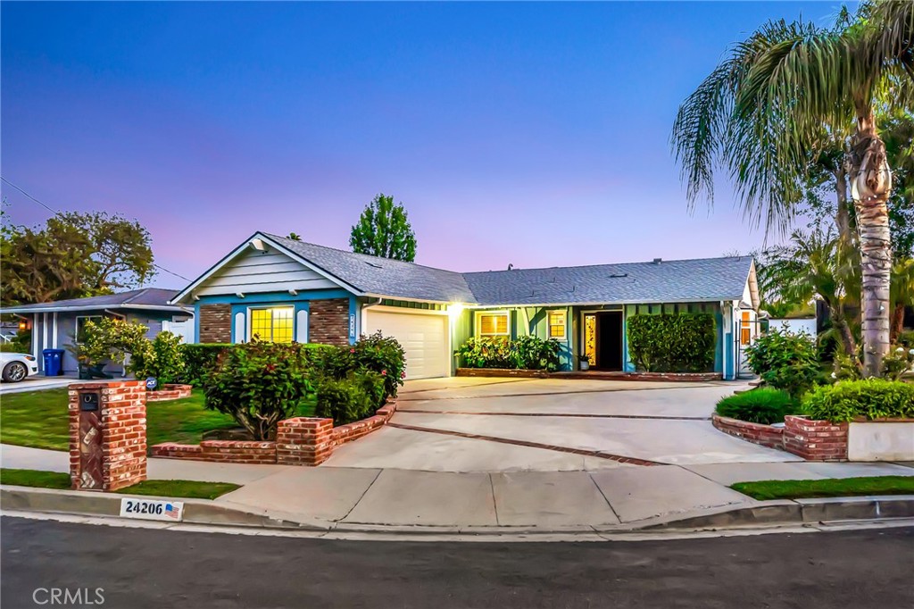 24206 St Edens Circle West Hills, CA 91307 - Photo 41 of 52