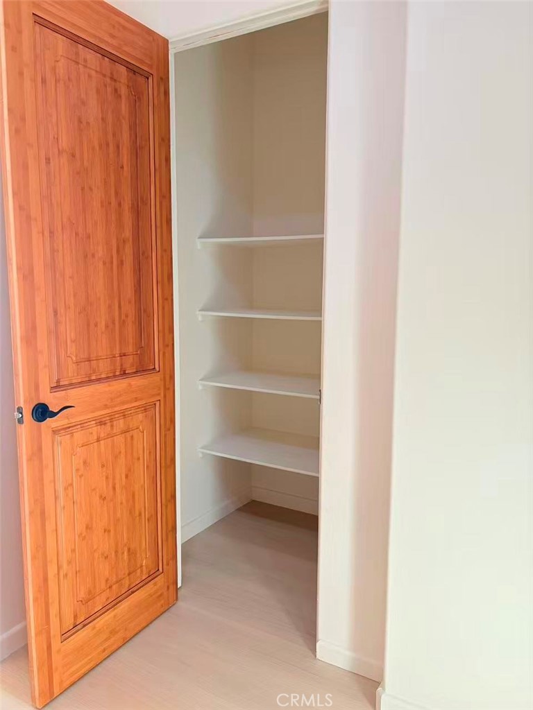 564 Vía Pueblo Riverside, CA 92507 - Photo 30 of 36 a view of an empty room