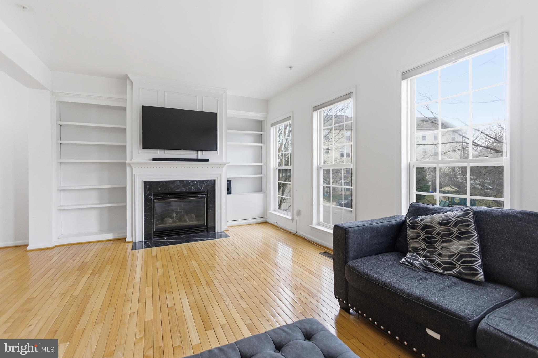 1629 Treetop View Terrace Silver Spring, MD 20904 - Photo 2 of 39