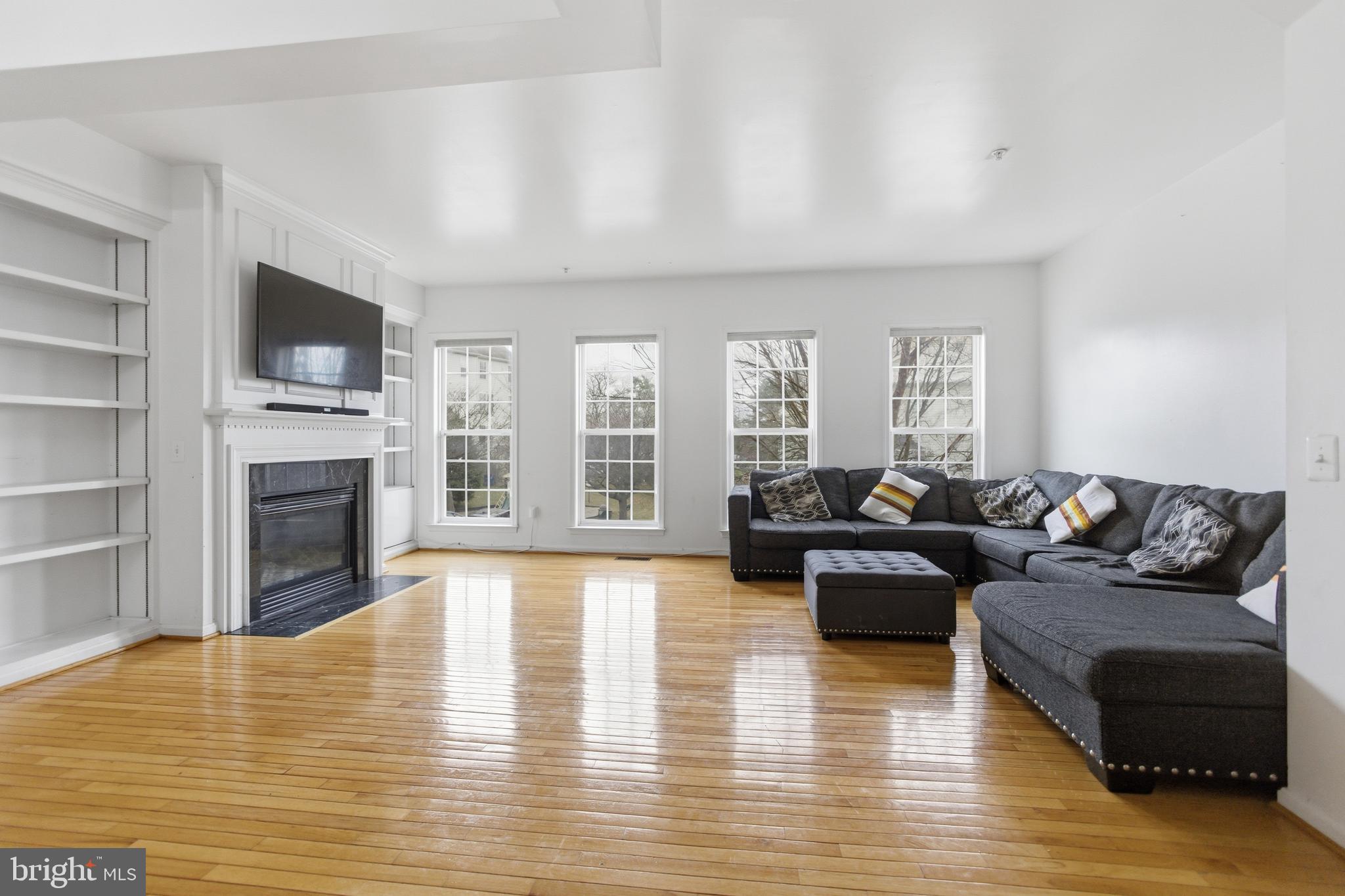 1629 Treetop View Terrace Silver Spring, MD 20904 - Photo 4 of 39