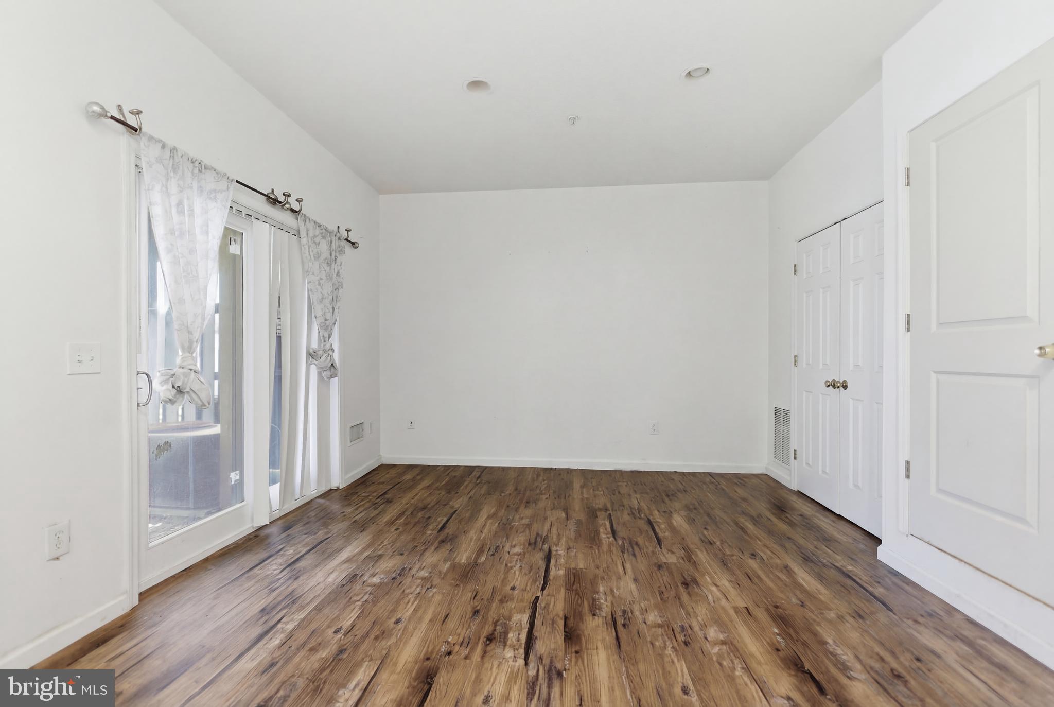 1629 Treetop View Terrace Silver Spring, MD 20904 - Photo 10 of 39