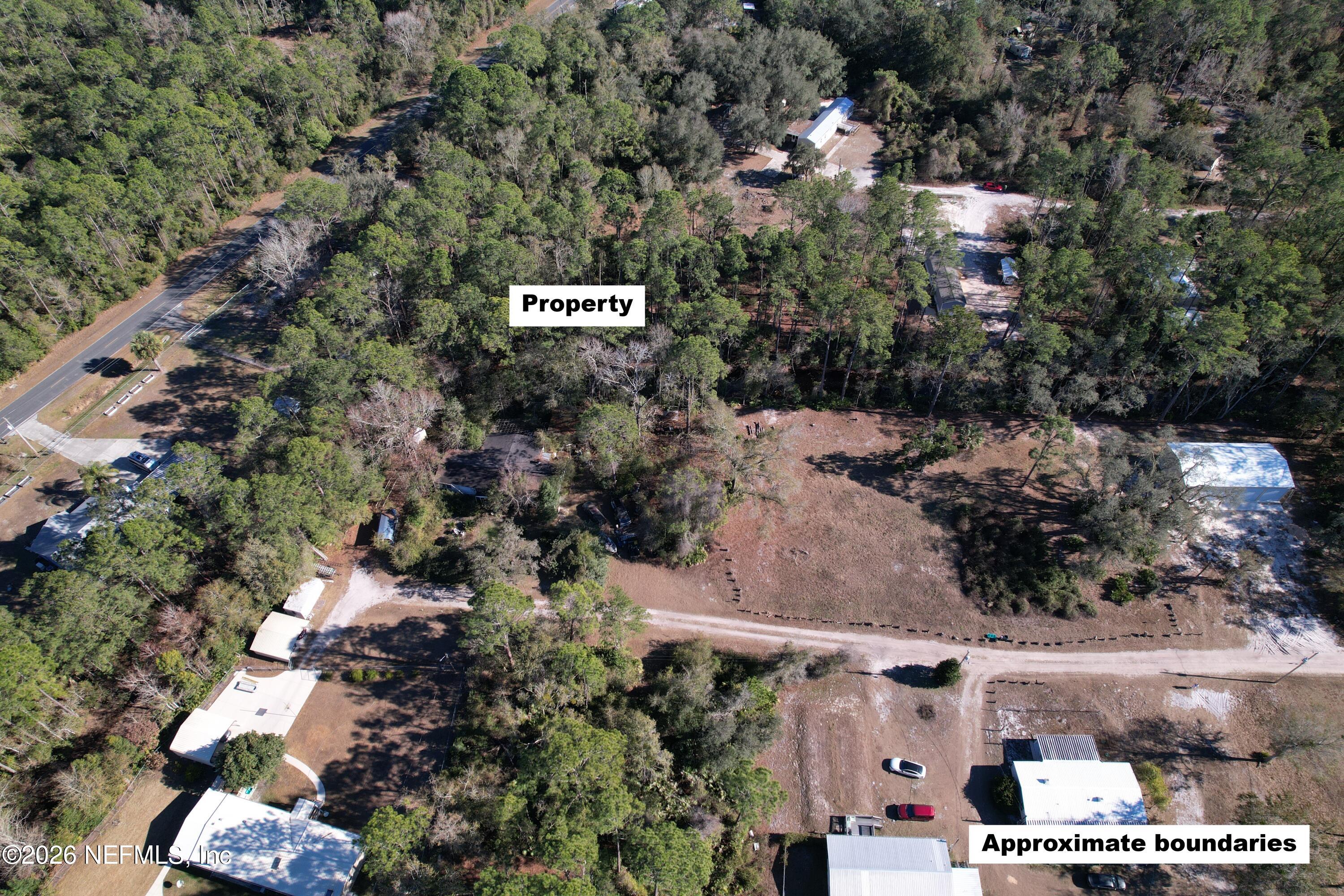 115 Click Road Satsuma, FL 32189 - Photo 3 of 11 a view of a city