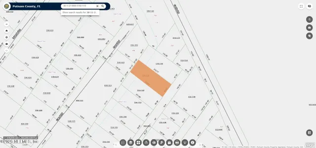 a picture of a bathroom