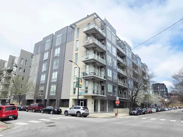 $7,500 | 1100 West Adams Street, Unit 3N, Chicago, IL 60607