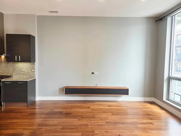 $7,500 | 1100 West Adams Street, Unit 3N, Chicago, IL 60607