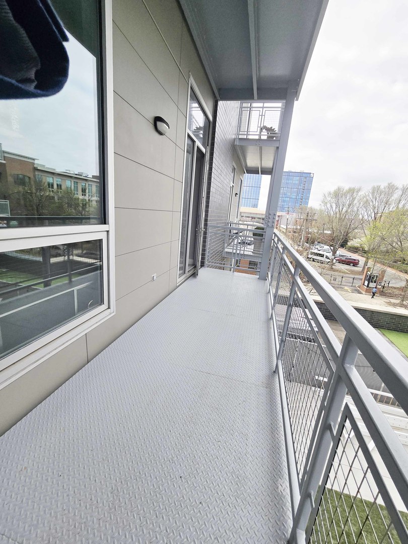 1100 West Adams Street, Unit 3N Chicago, IL 60607 - Photo 7 of 32